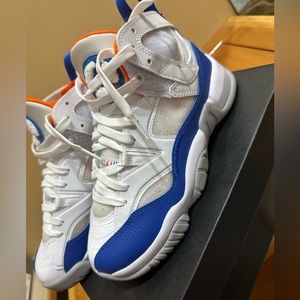Jordan Jumpman Two Trey size 4.5 Youth